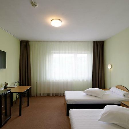 Vila Rosa 2 Hotell Cluj-Napoca Exteriör bild